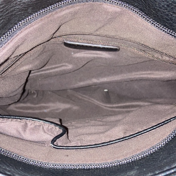 Black Michael Kors pocket book. Been used has been a good pocket book. - Picture 5 of 6